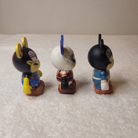 Vinylmation Mickeys Wild West Minnie, Daisy & Clarabell figures - Picture 4 of 5
